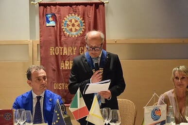 Rotary club Arezzo celebrato il Passaggio della Campana