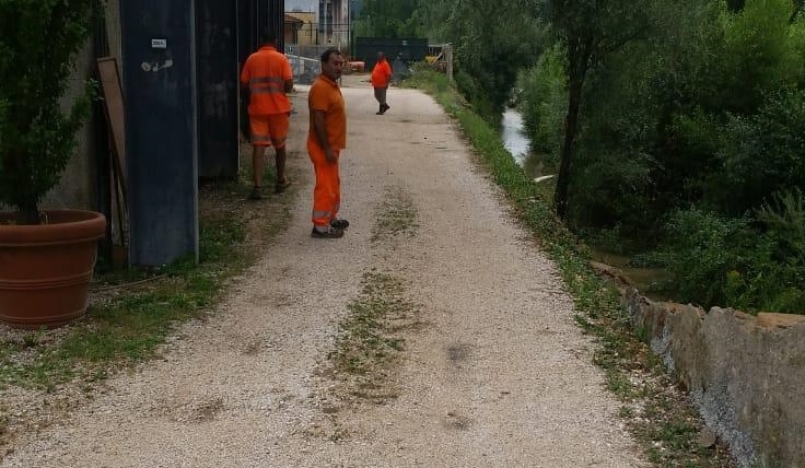 Castel Focognano crolla il muro di cinta dello stadio comunale di