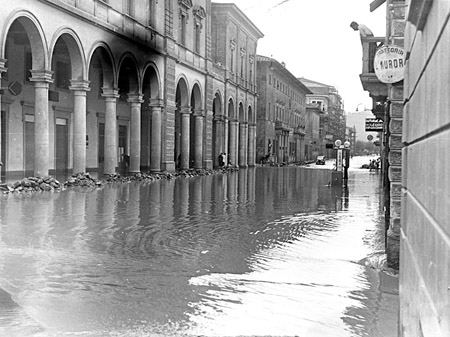 Arezzo ottobre 1934 74 mm di pioggia in 24 ore contro 150 mm in