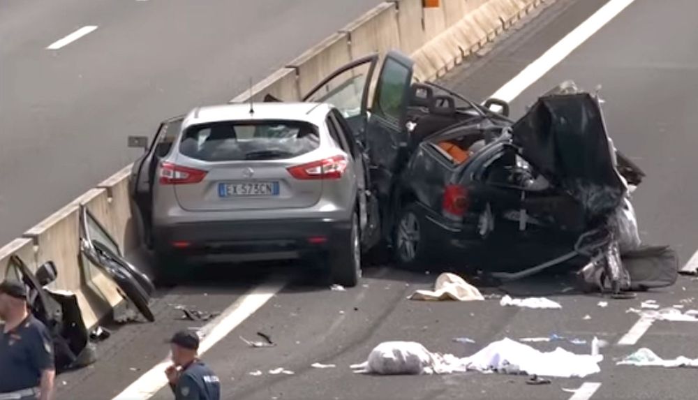 Incidente A1 Emil ai domiciliari