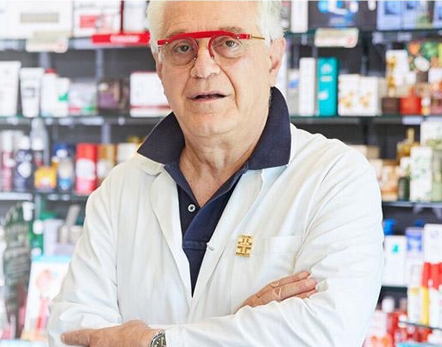 Arezzo le farmacie pronte al ritorno alla gestione completa del