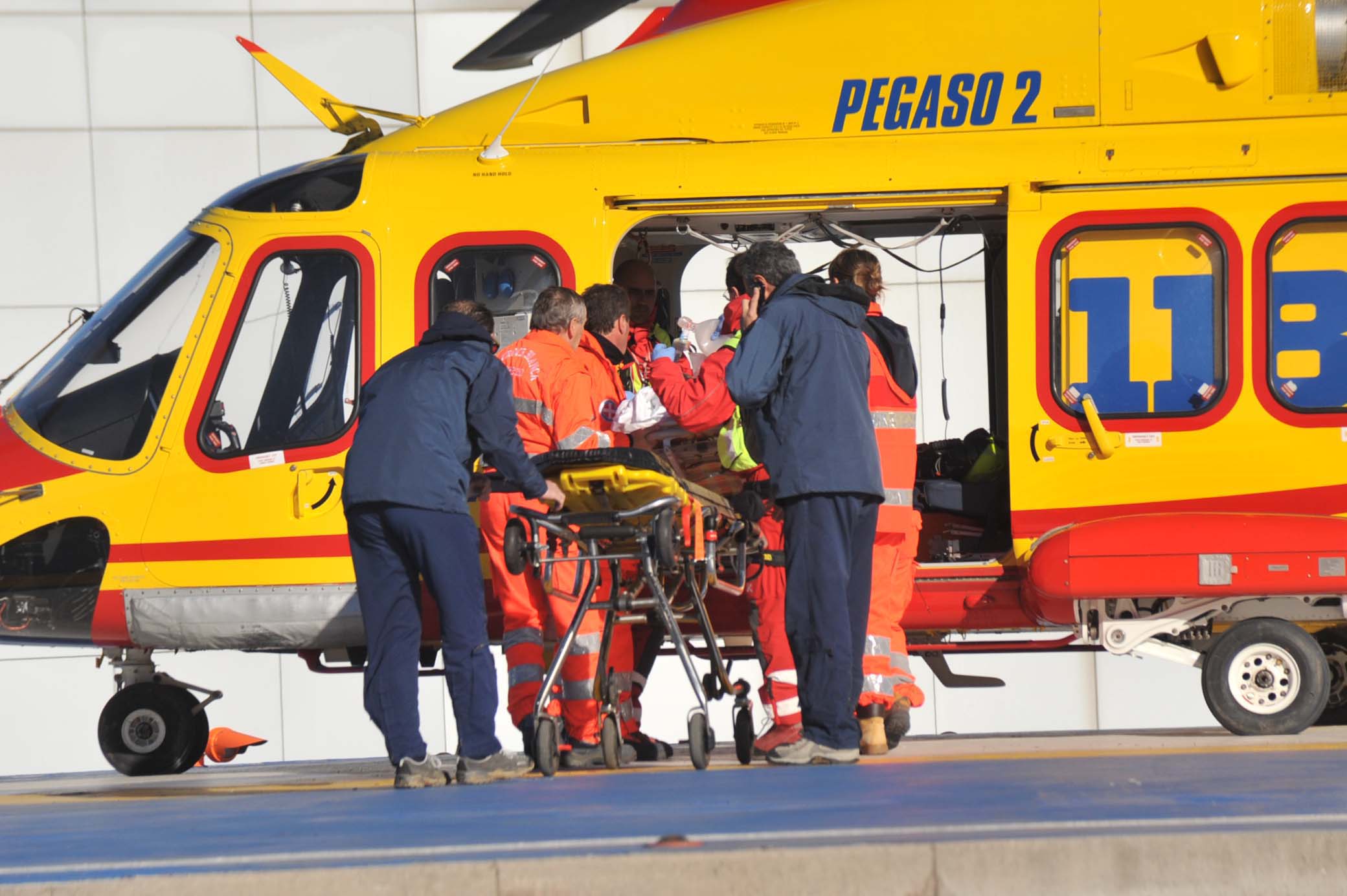 Incidente in moto a Olmo ferito un centauro di 30 anni Cronaca