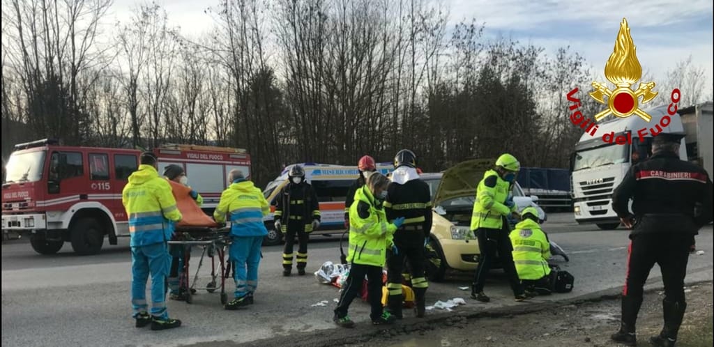 Bibbiena incidente al Corsalone coinvolte cinque persone e due