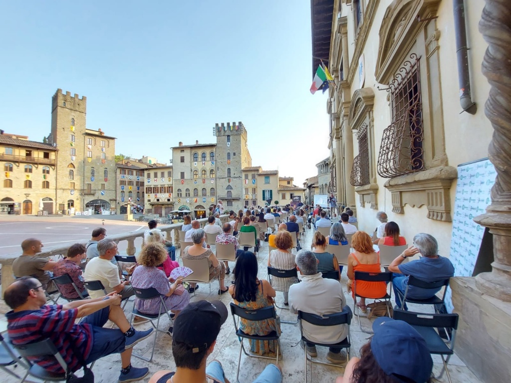 Arezzo Moonlight Festival maratona letteraria sold out. Attesa