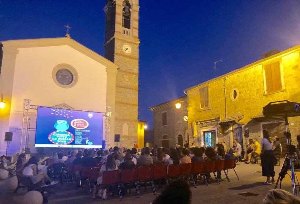 Tegoleto la rassegna di cinema sotto le stelle riparte con Il