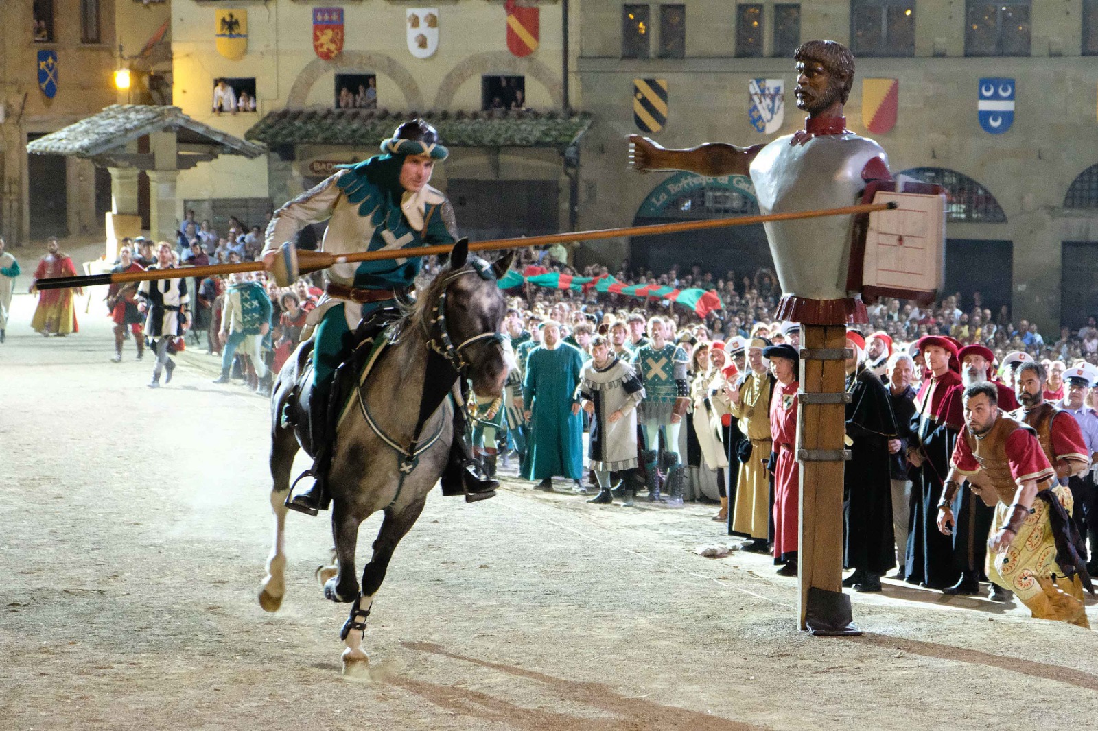 Lancia d oro dedicata all Arezzo Calcio al via il concorso per