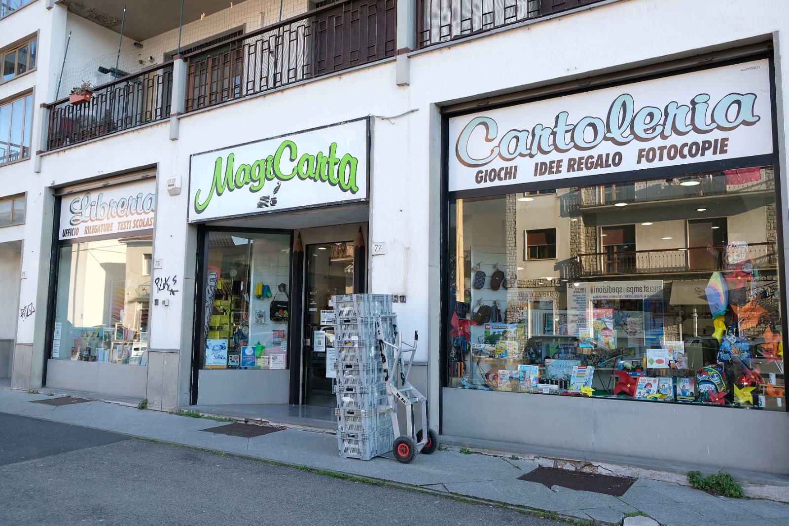 Donazioni all Ucraina una cartolibreria di Arezzo apre le sue