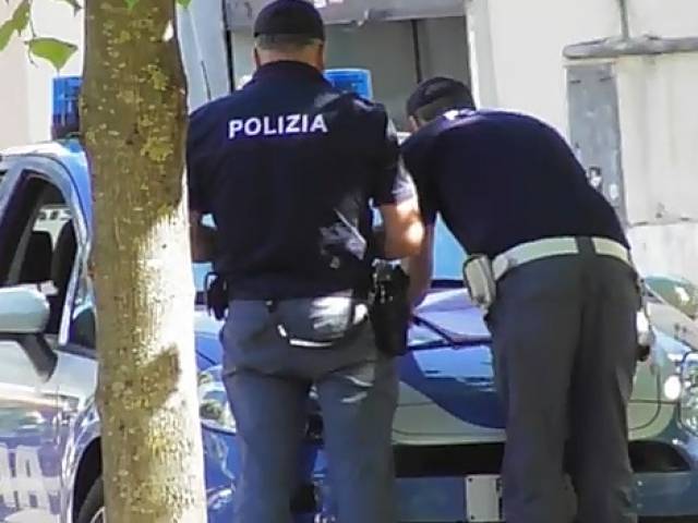 Polizia2.jpg