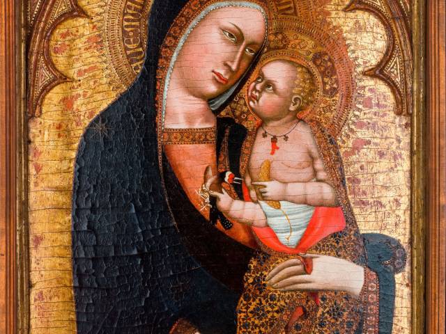 Giovanni di Nicola-Giovanni da Pisa-Madonna_col_Bambino.jpg