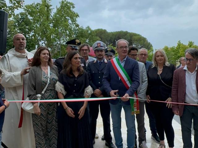 Inaugurazione piazza Sergardi 1.JPG