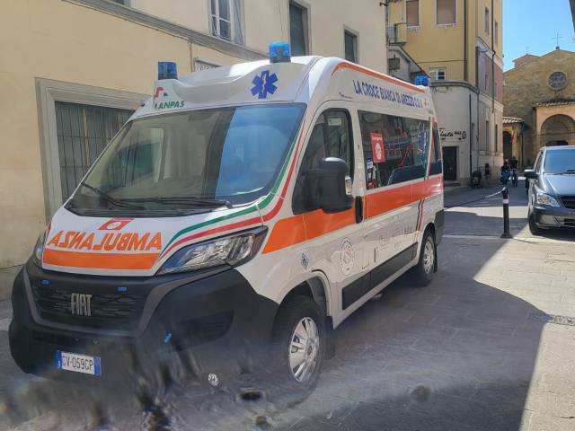 Fondazione Graziella - Donazione ambulanza(17).jpg