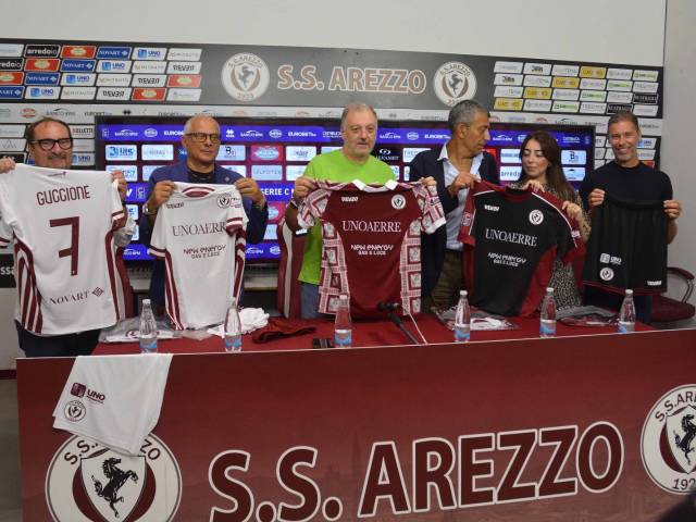 Arezzo_presentazione maglie_2024_2025 (9).jpeg