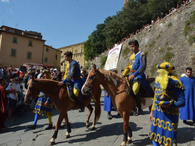 benedizione e corteo_Giostra_set 24 (25).jpeg