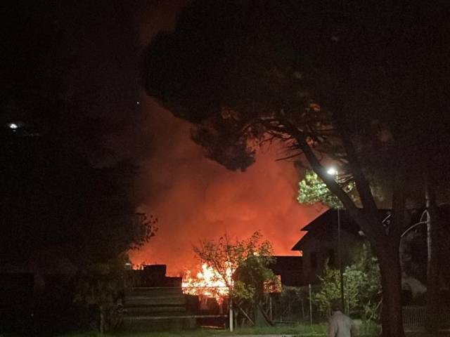 incendio Donati Legnami 2.jpg