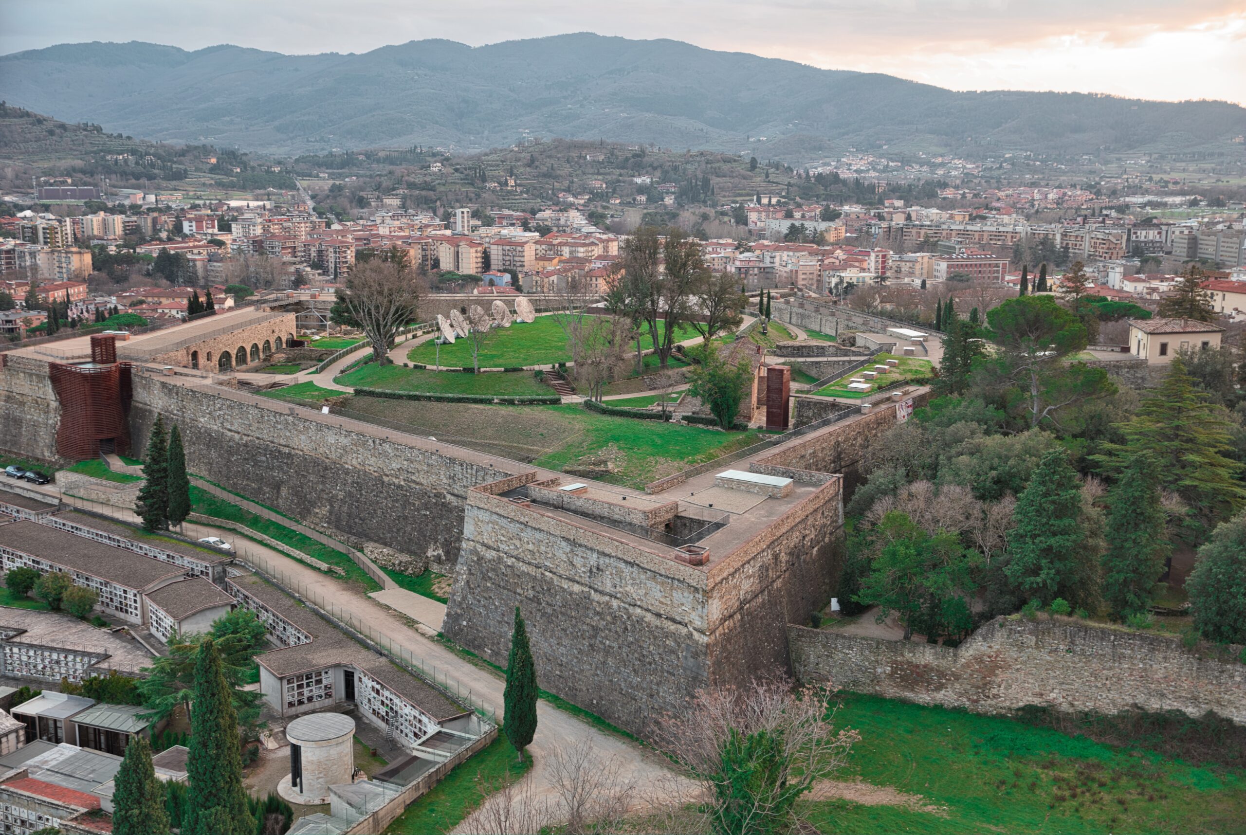 Qualità della vita, la provincia di Arezzo arretra. Affari e lavoro punto di forza, turismo “in ombra”, sicurezza sociale tallone d’Achille