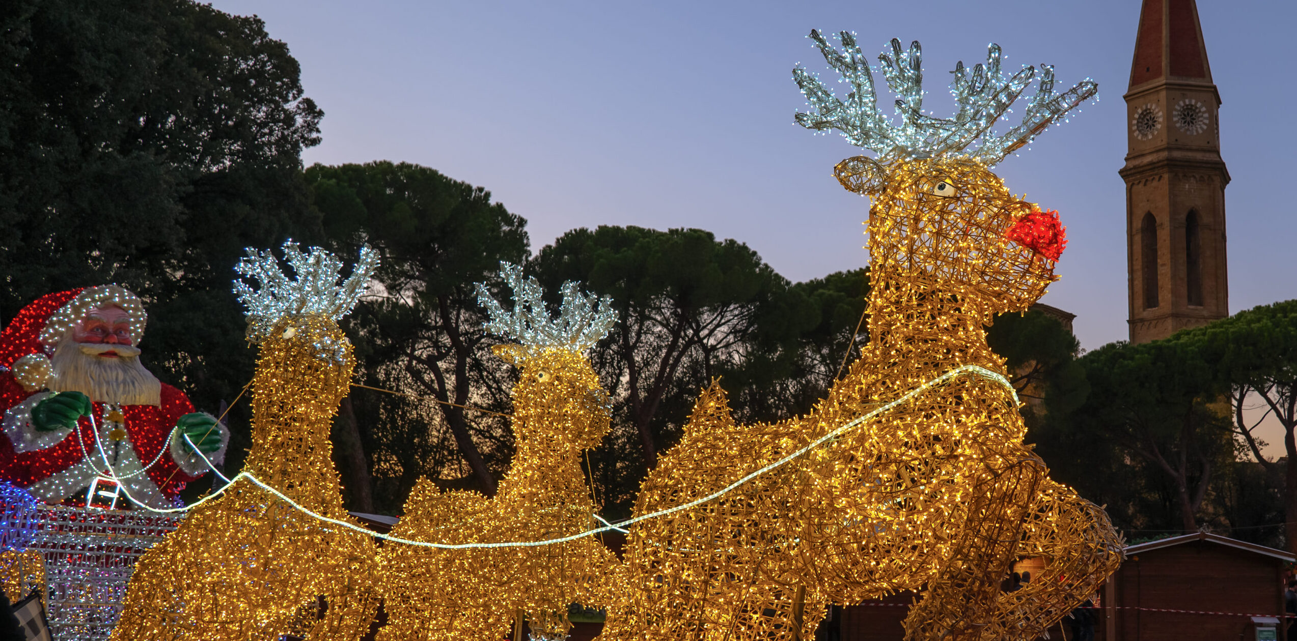 Città del Natale, ecco come cambia la viabilità ad Arezzo. Modifiche anche ai percorsi dei bus, treni speciali da Casentino e Valdichiana