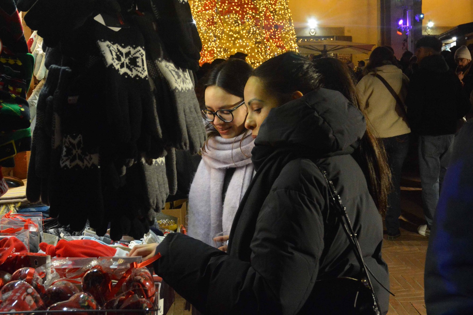 Al Mercato delle Meraviglie tornano le calze della Befana di Casa Thevenin