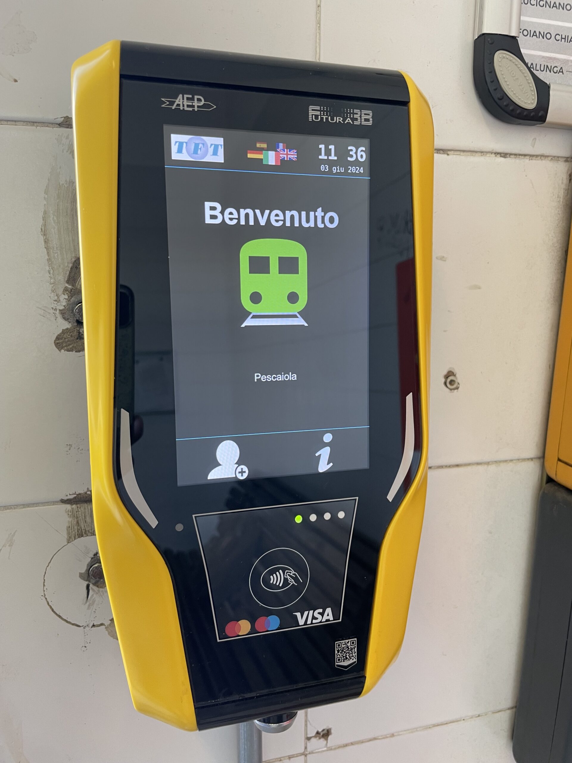 Biglietto smart: la stazione di Arezzo si dota di macchine emettitrici EMV