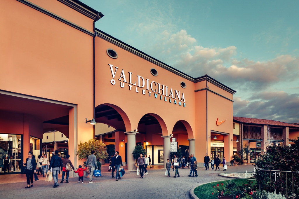 Chiusure domenicali del commercio: gli effetti sul Valdichiana Outlet Village