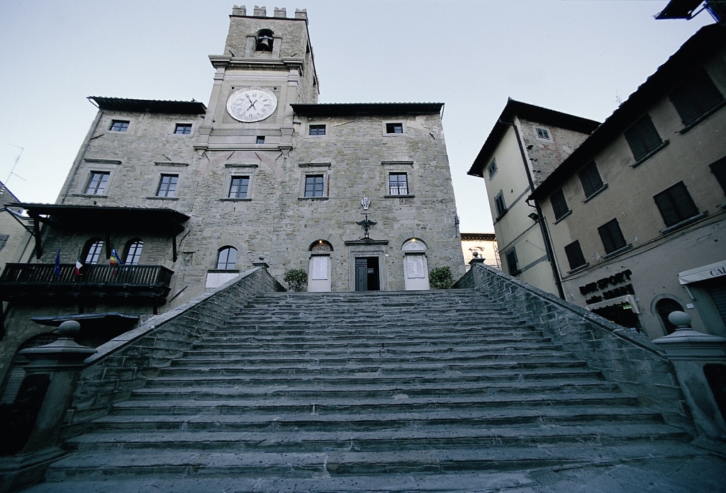 Ballottaggi in Toscana, al voto 18 comuni. Oltre 31 mila chiamati a scegliere il sindaco a Cortona e San Giovanni