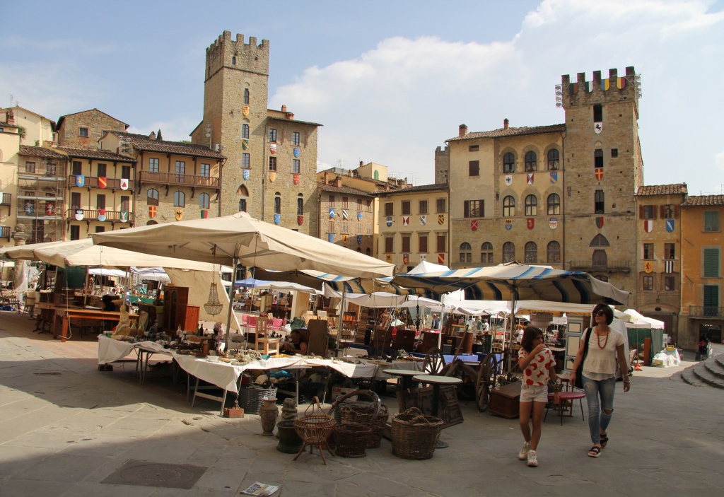 Una passeggiata alla Fiera Antiquaria di Arezzo, a luglio #part2 – Foto