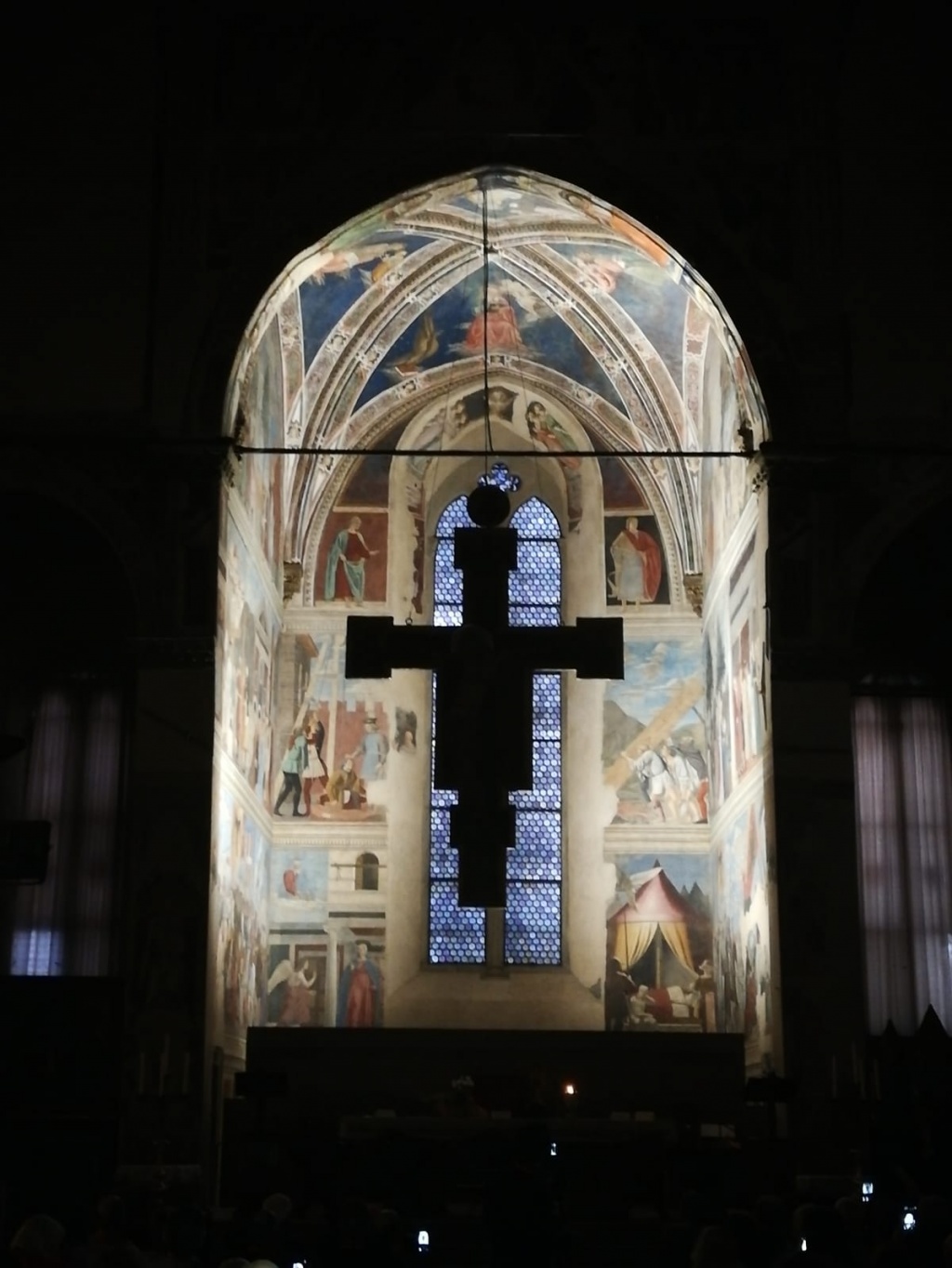 “Light is back”, la nuova illuminazione dello straordinario ciclo della Leggenda della Vera Croce di Piero della Francesca