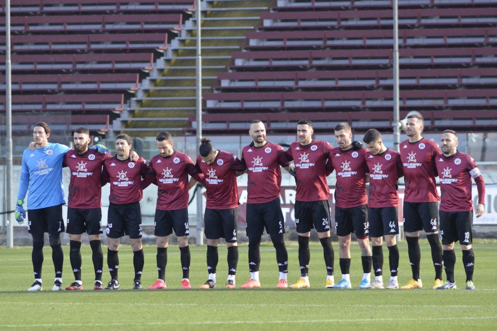 Arezzo, col Carpi pari pirotecnico. Le emozioni della partita per immagini