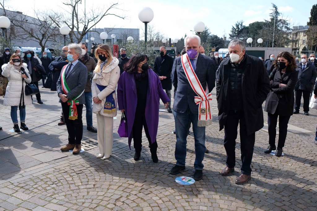 Inaugurato UT, il monumento che ricorda le vittime del Covid – La gallery Arezzo24