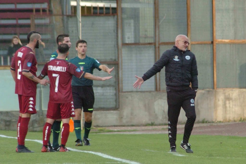 Arezzo San Donato è il big match. Quell’esonero dell’andata brucia ancora