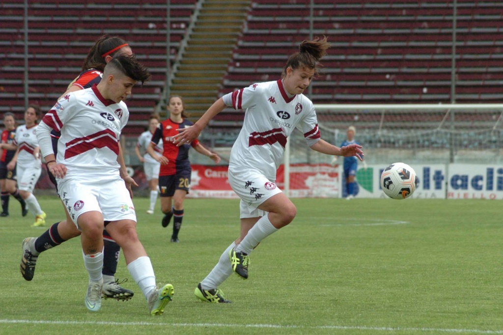 Acf Arezzo, le ragazze amaranto raggiunte due volte dal Genoa – La partita per immagini