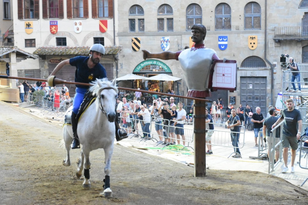 Giostra del Saracino, il terzo giorno di prove in Piazza Grande – Foto