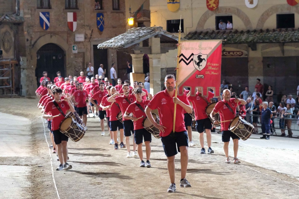 Prova Generale della Giostra, l’ingresso in Piazza dei figuranti – Foto