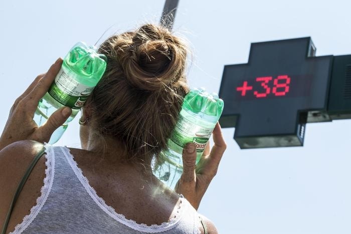 Colpi di calore, i consigli: attenzione soprattutto per gli anziani