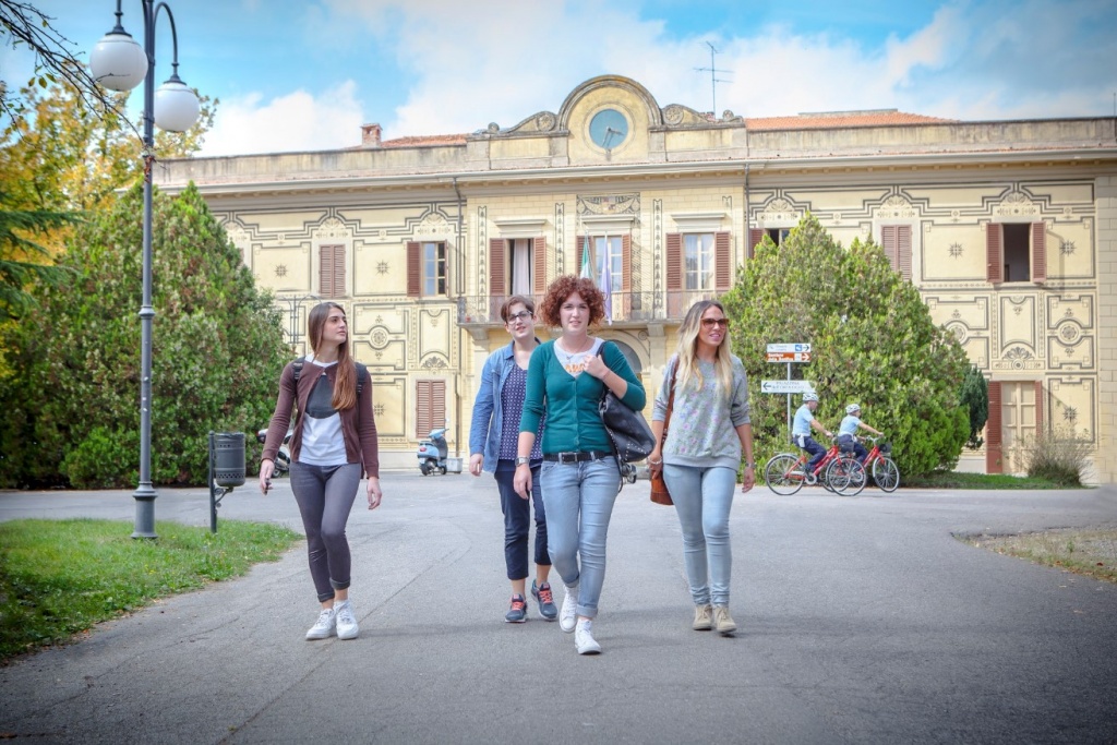 Migliora il tasso di occupazione delle laureate e dei laureati dell’Università di Siena