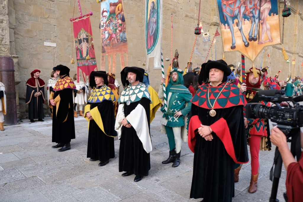 Giostra, la benedizione del Vescovo e il corteo storico della 143^ edizione – Foto