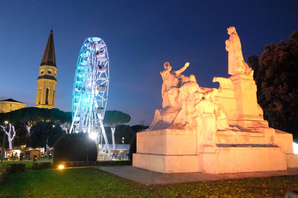 Al Prato già gira la ruota, nelle case già girano i panettoni, poi arriva la TARI e ti girano