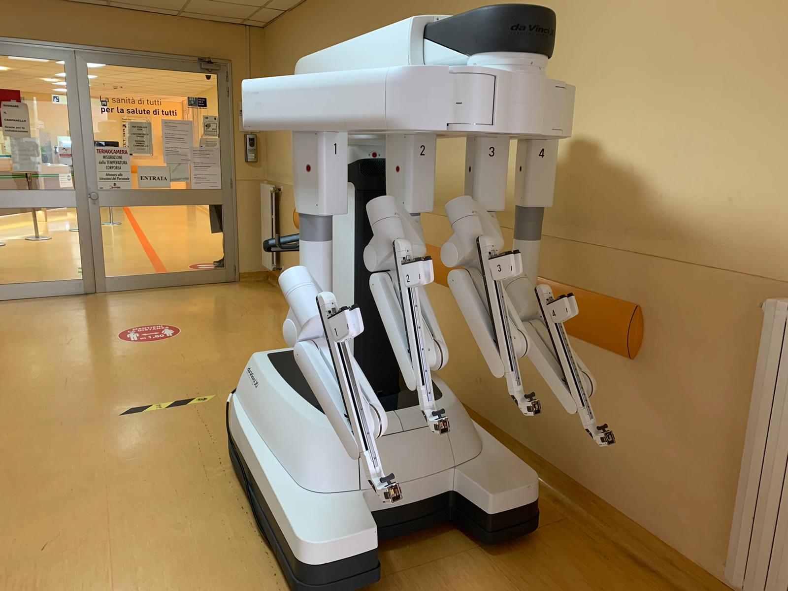 La rete ospedaliera per abbattere le liste di attesa. Con il robot Da Vinci fino a 12 operazioni a settimana